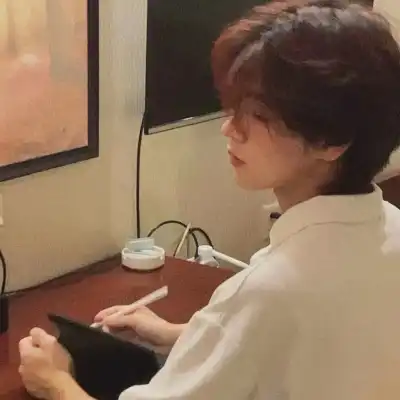 晏青梦